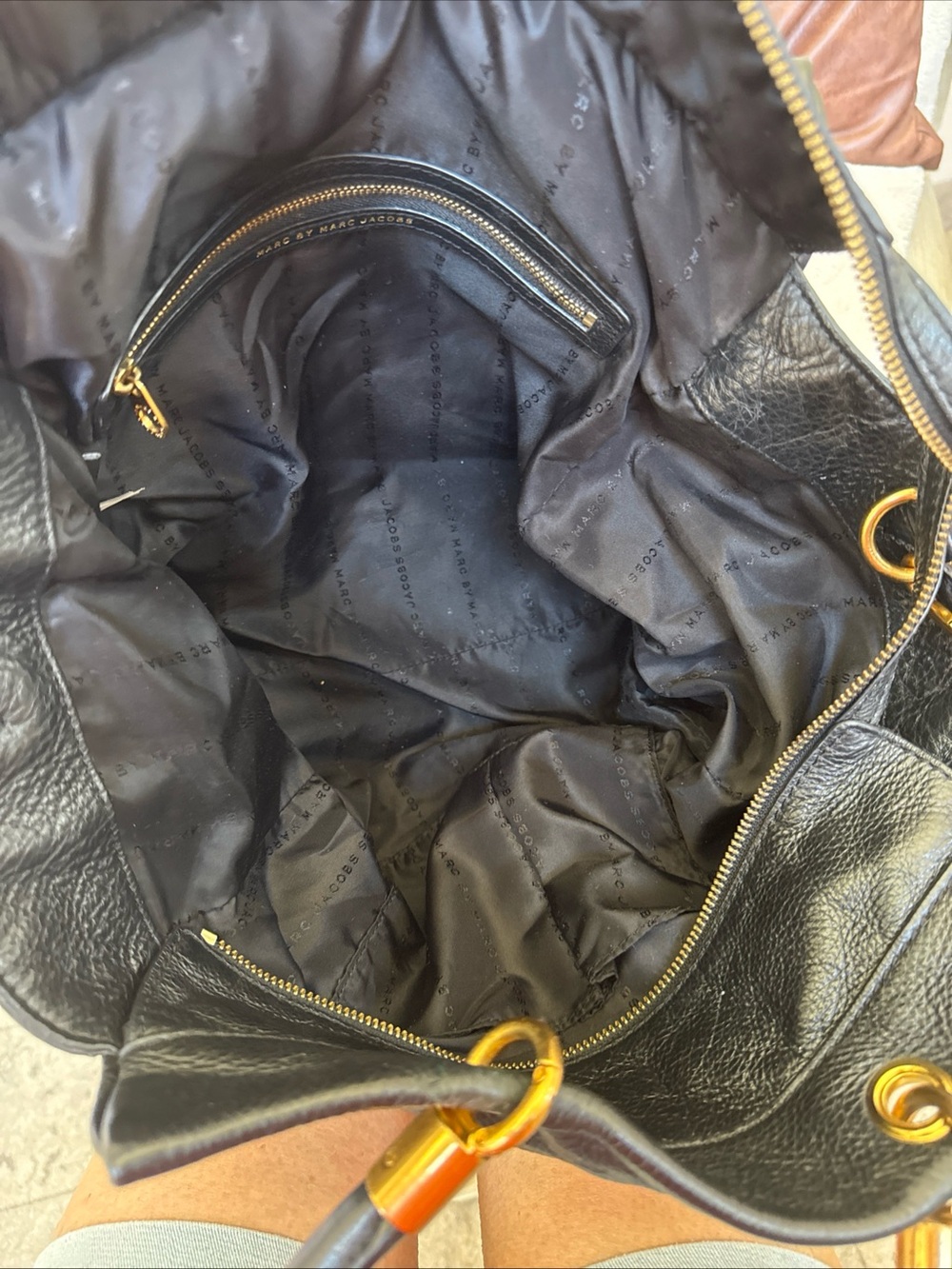 Marc by Marc Jacobs Black Pebble Leather Tote Bag with Gold Hardware - Picture 6 of 12